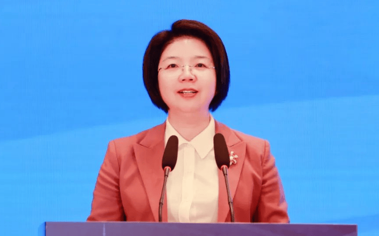 皇冠信用网
_女宣传部长突然落马皇冠信用网
！泰州官场不平静了